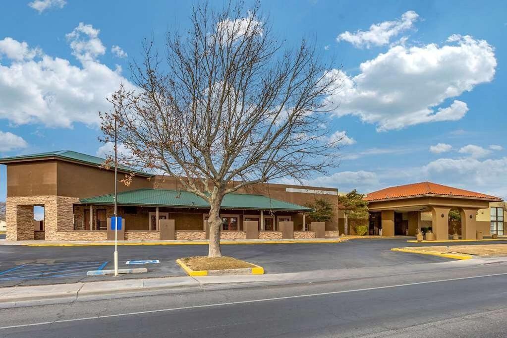 Clarion Inn & Suites, Roswell Dış mekan fotoğraf